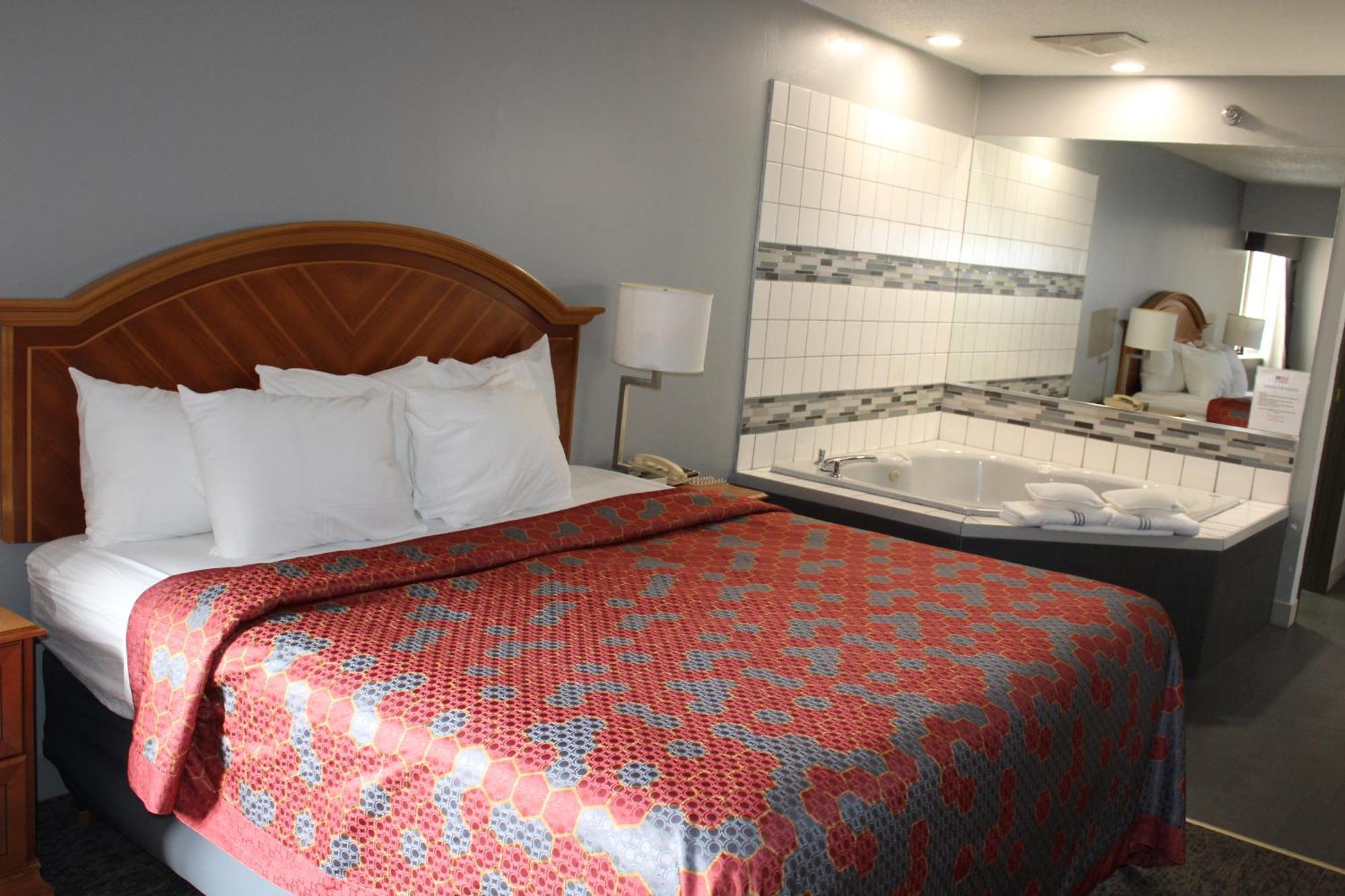American Inn And Suites Ionia Extérieur photo