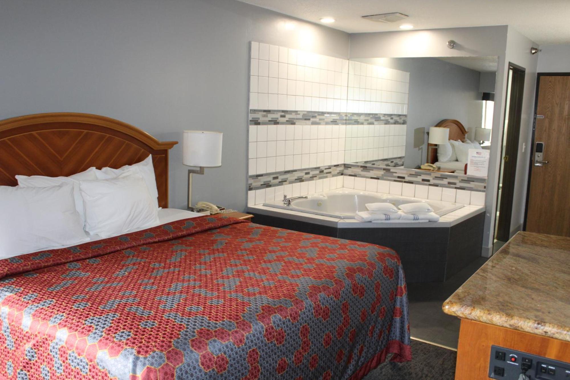 American Inn And Suites Ionia Extérieur photo