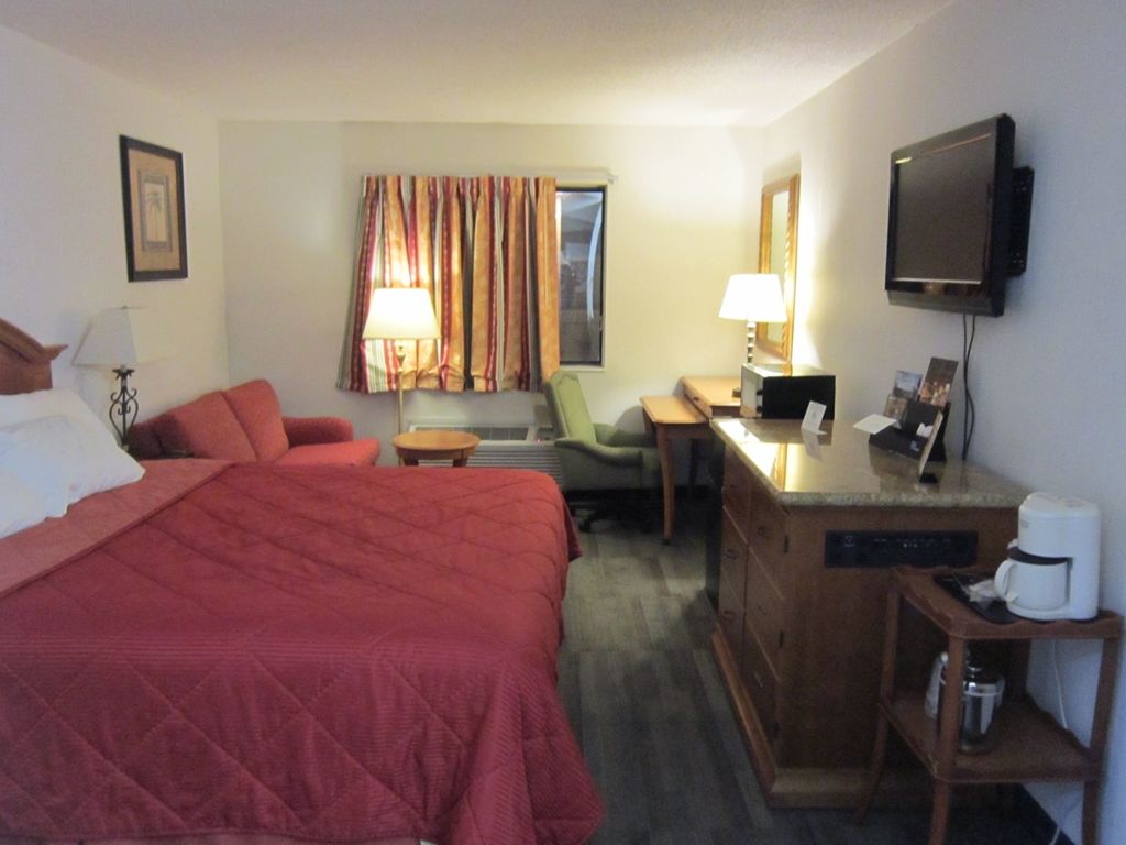 American Inn And Suites Ionia Chambre photo